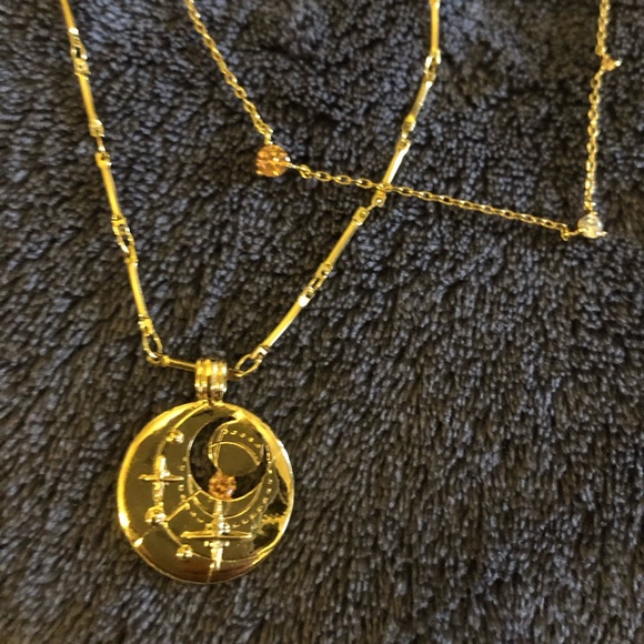 Necklace - Picture 7 of 7